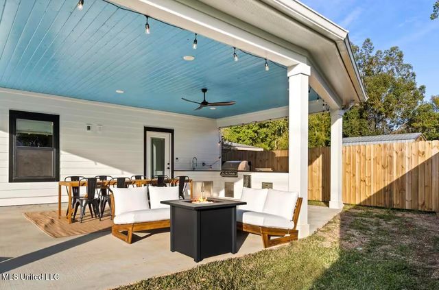 435 3rd Street, Gulfport, MS 39501