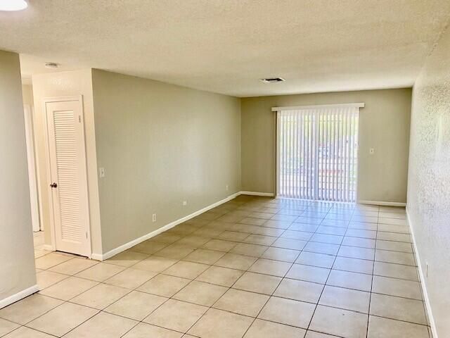 200 Croton Avenue 208, Lantana, FL 33462