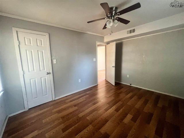 2006 BELL STREET, Wichita Falls, TX 76301