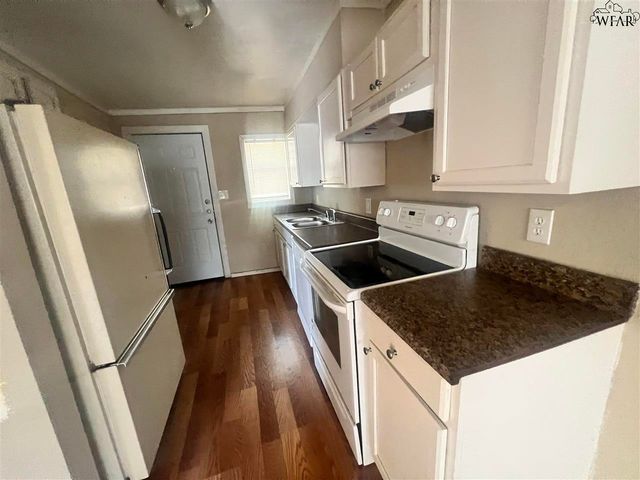 2006 BELL STREET, Wichita Falls, TX 76301