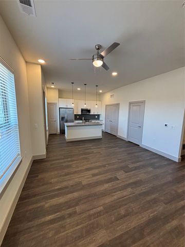 2036 Oak Grove 223, Aubrey, TX 76227