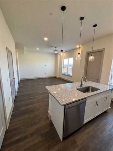 2036 Oak Grove 223, Aubrey, TX 76227