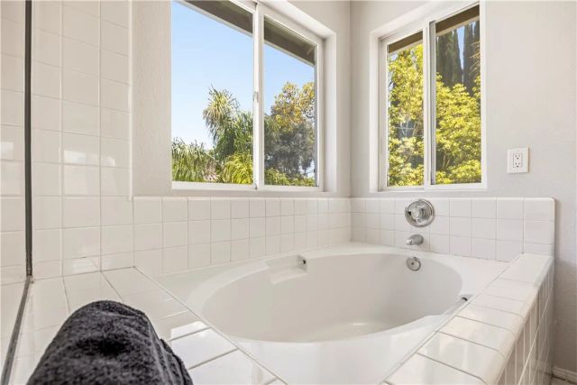 39638 Bayonne Place, Murrieta, CA 92562