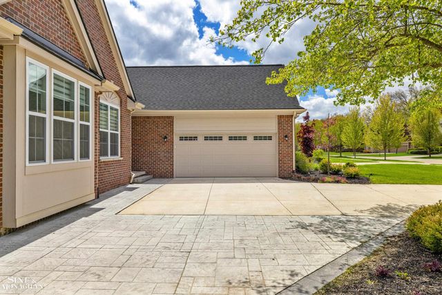 6148 Birchcrest Lane, Commerce Twp, MI 48382
