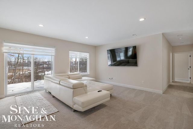 6148 Birchcrest Lane, Commerce Twp, MI 48382