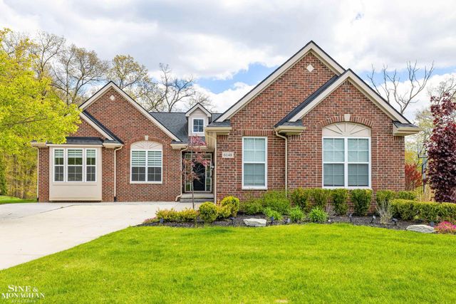 6148 Birchcrest Lane, Commerce Twp, MI 48382