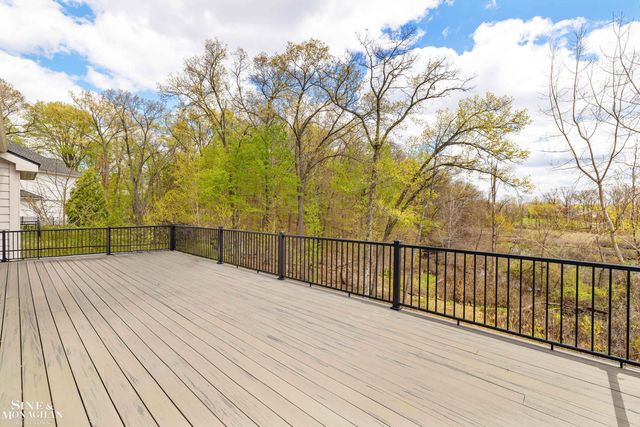 6148 Birchcrest Lane, Commerce Twp, MI 48382