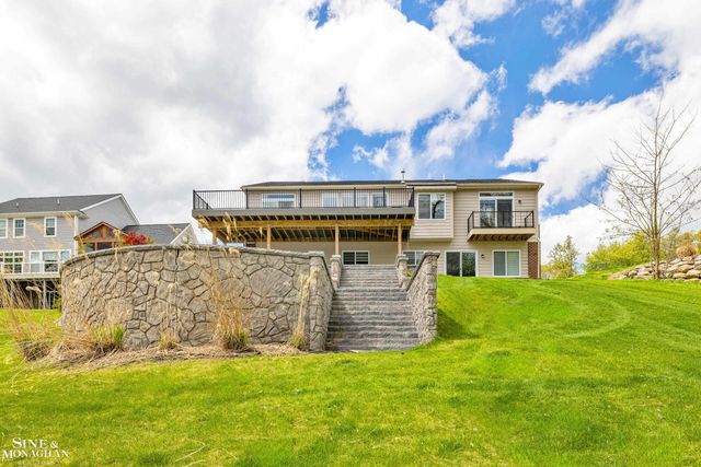 6148 Birchcrest Lane, Commerce Twp, MI 48382