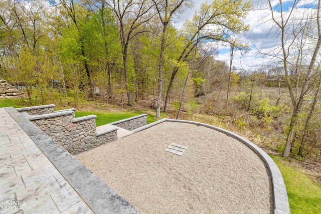 6148 Birchcrest Lane, Commerce Twp, MI 48382