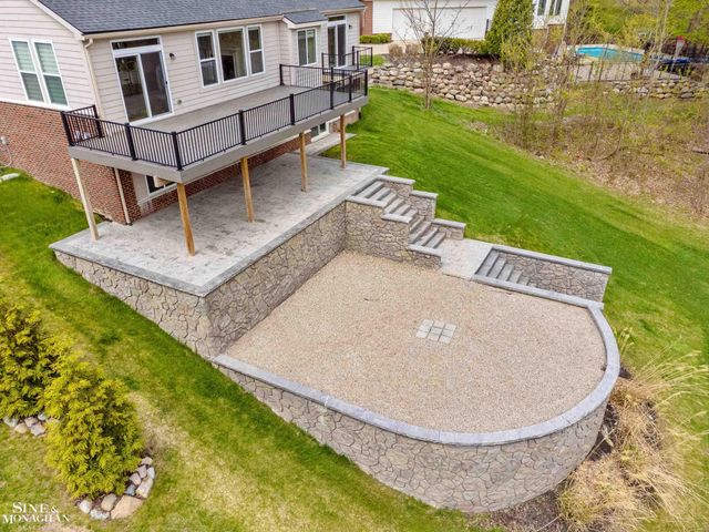 6148 Birchcrest Lane, Commerce Twp, MI 48382