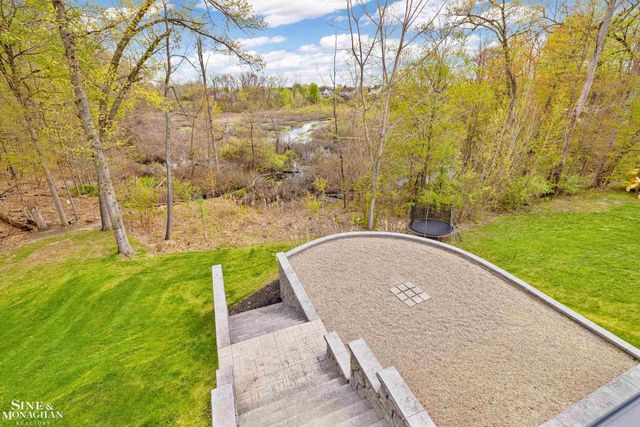 6148 Birchcrest Lane, Commerce Twp, MI 48382