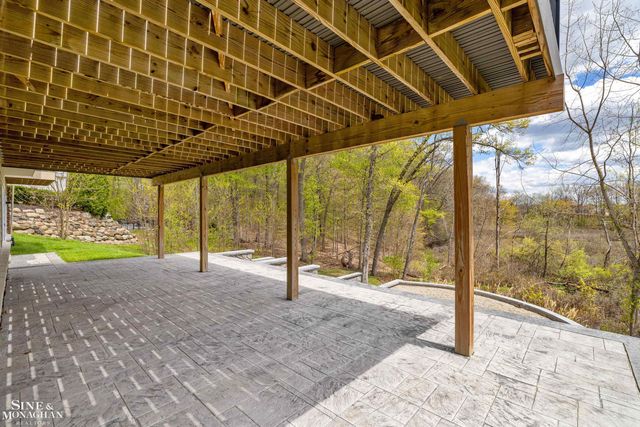 6148 Birchcrest Lane, Commerce Twp, MI 48382