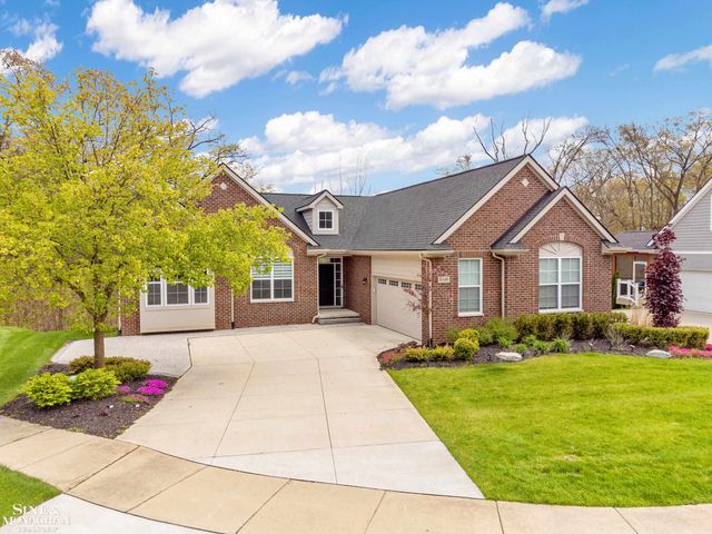 6148 Birchcrest Lane, Commerce Twp, MI 48382