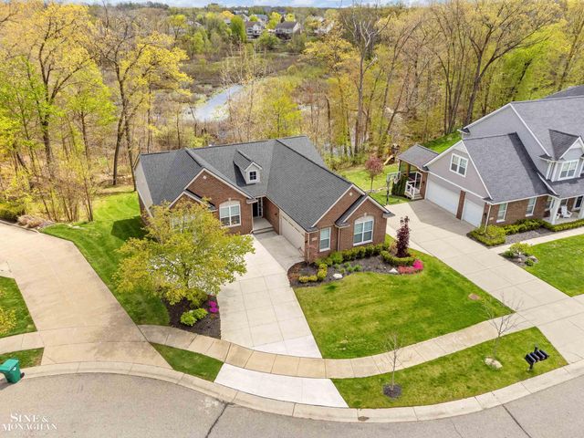 6148 Birchcrest Lane, Commerce Twp, MI 48382