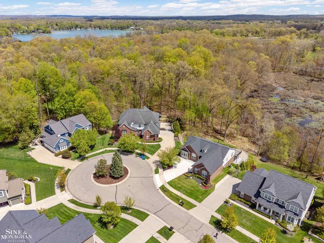 6148 Birchcrest Lane, Commerce Twp, MI 48382