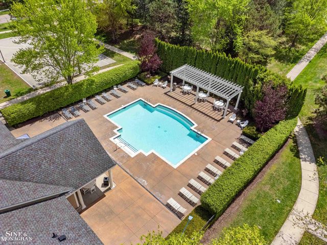 6148 Birchcrest Lane, Commerce Twp, MI 48382