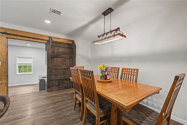 13751 E Ventris Road, Garfield, AR 72732