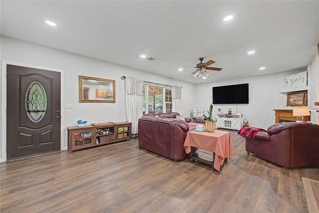 13751 E Ventris Road, Garfield, AR 72732
