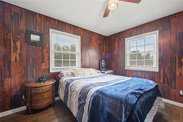 13751 E Ventris Road, Garfield, AR 72732
