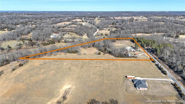 13751 E Ventris Road, Garfield, AR 72732