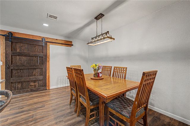 13751 E Ventris Road, Garfield, AR 72732