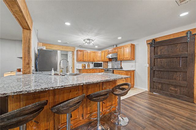 13751 E Ventris Road, Garfield, AR 72732