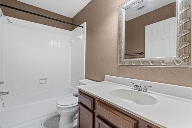17013 Jigsaw Pathway, Round Rock, TX 78664
