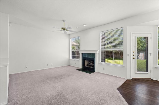 17013 Jigsaw Pathway, Round Rock, TX 78664