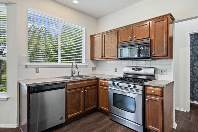 17013 Jigsaw Pathway, Round Rock, TX 78664