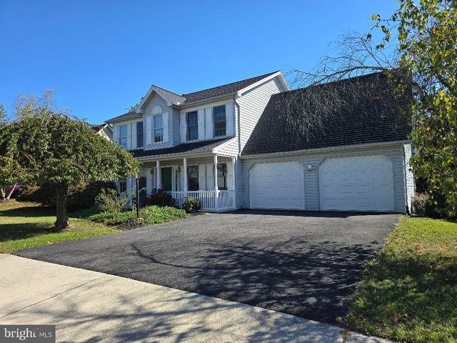 5021 INVERNESS DR, Mechanicsburg, PA 17050