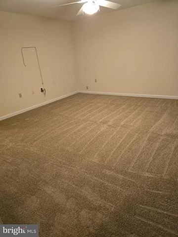 5021 INVERNESS DR, Mechanicsburg, PA 17050