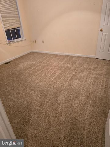 5021 INVERNESS DR, Mechanicsburg, PA 17050