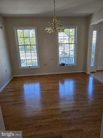 5021 INVERNESS DR, Mechanicsburg, PA 17050