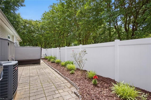 809 Mason CT, Chesapeake, VA 23320