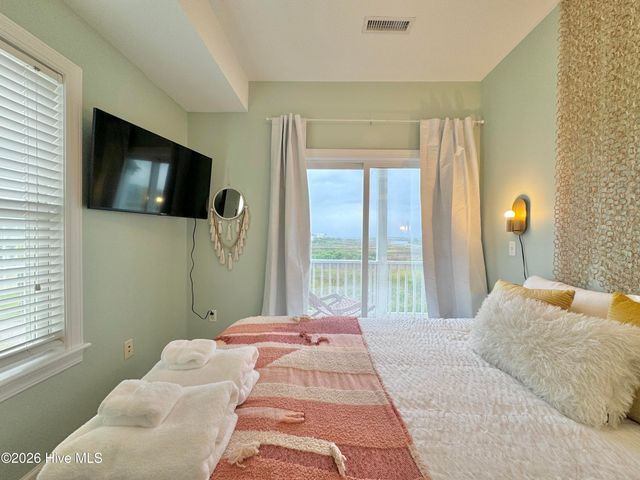 116 Sea Oaks Court, Sneads Ferry, NC 28460