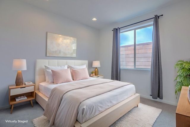 38 Avenida Colibri, Santa Fe, NM 87508