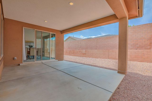 38 Avenida Colibri, Santa Fe, NM 87508