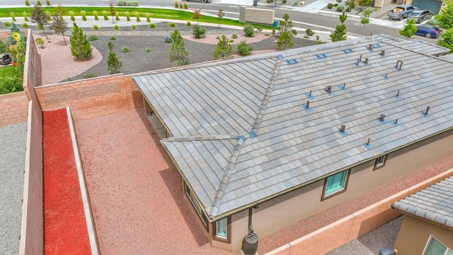 38 Avenida Colibri, Santa Fe, NM 87508