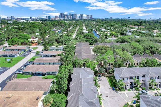 1901 SW 5th Ct, Fort Lauderdale, FL 33312