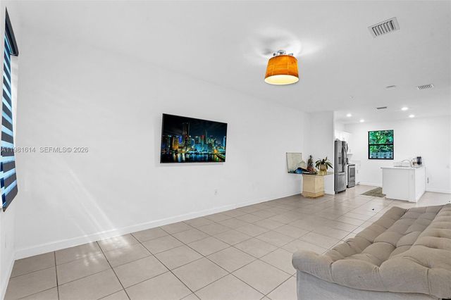 1901 SW 5th Ct, Fort Lauderdale, FL 33312