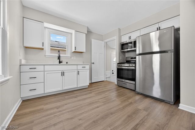 11709 Guardian Boulevard, Cleveland, OH 44135