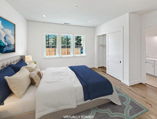 1902 Carlile Pl, Santa Rosa, CA 95403