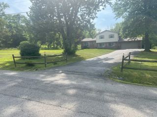 179 Frenz Dr, Union Twp, PA 16101