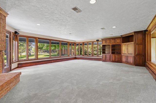 757 N Kalamazoo Avenue, Marshall Twp, MI 49068
