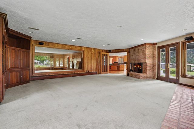 757 N Kalamazoo Avenue, Marshall Twp, MI 49068