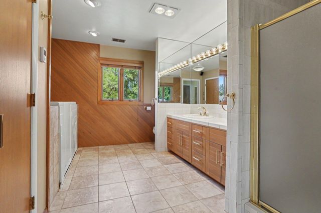 757 N Kalamazoo Avenue, Marshall Twp, MI 49068