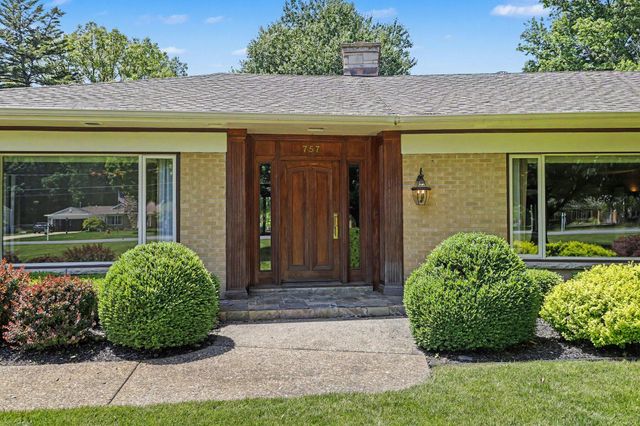 757 N Kalamazoo Avenue, Marshall Twp, MI 49068