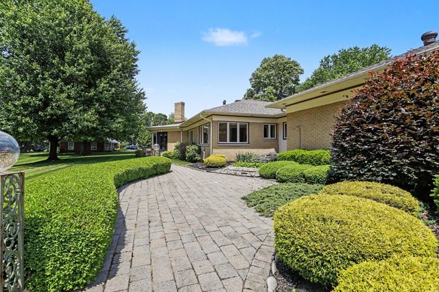 757 N Kalamazoo Avenue, Marshall Twp, MI 49068