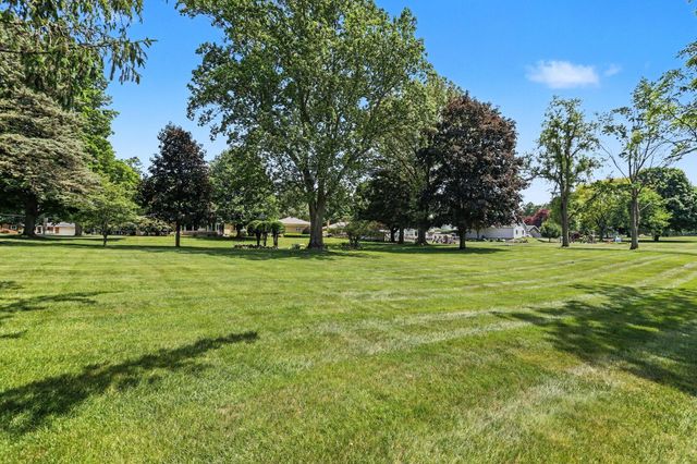 757 N Kalamazoo Avenue, Marshall Twp, MI 49068