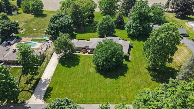 757 N Kalamazoo Avenue, Marshall Twp, MI 49068